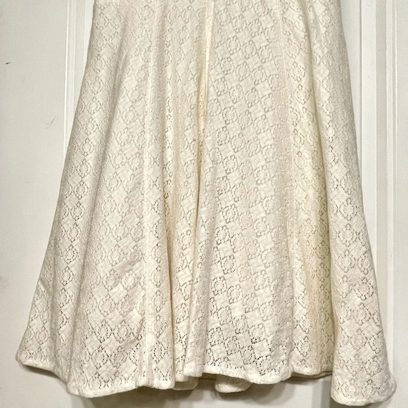 A Taylor Swift favorite!! FREE PEOPLE Ivory/Cream crochet lace dress, size 6 - Picture 6 of 8
